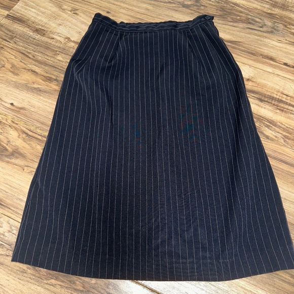 Rrrruss vintage pin stripe black skirt s? - Picture 1 of 3